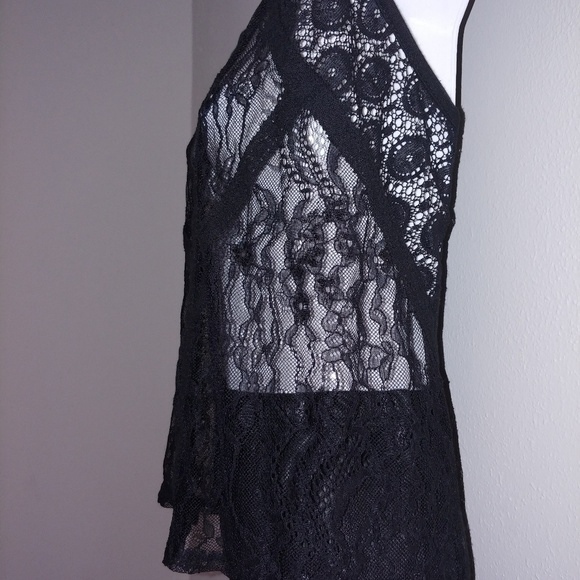 Black Textured Sheer Hi Low Sleeveless Shirt - Picture 3 of 3